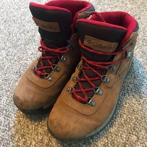 Columbia Hiking Boots Size 9